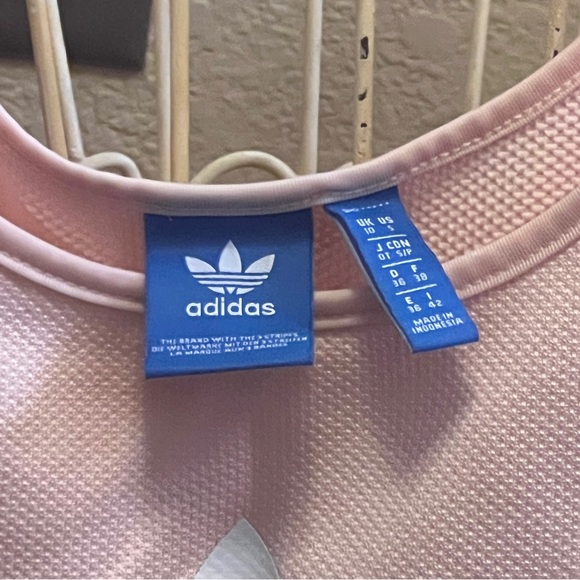 NEW Adidas Originals Women's Trefoil Loose Crop Tank Top BP9379 Ice Pink White L - Picture 2 of 3